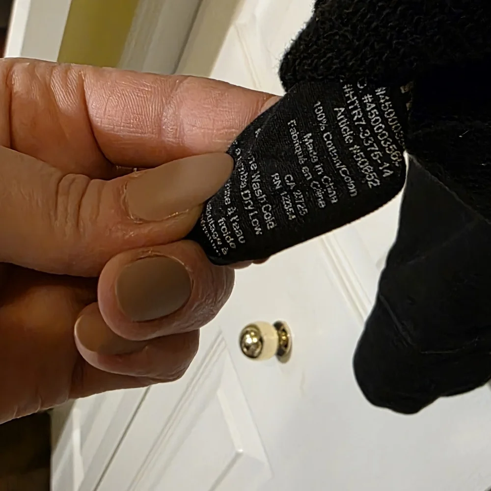 Aritzia Wilfred Free Cropped French Terry Hoodie Black Medium - Picture 10 of 11